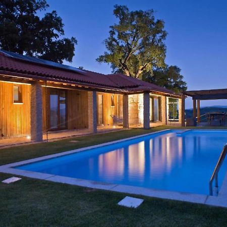 Villa Casa Do Sobreiro Casas De Basto Celorico De Basto Esterno foto