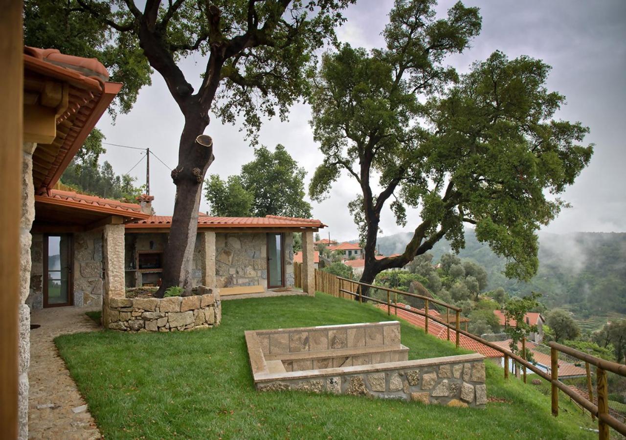 Villa Casa Do Sobreiro Casas De Basto Celorico De Basto Esterno foto