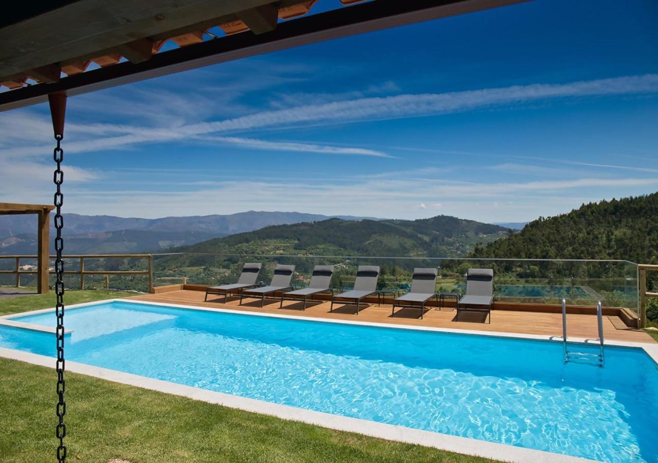 Villa Casa Do Sobreiro Casas De Basto Celorico De Basto Esterno foto